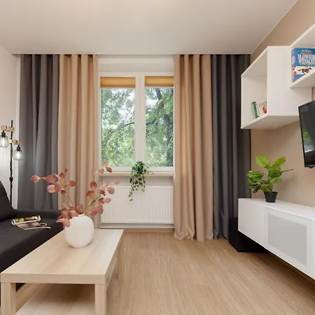 Roomy Apartment Oczapowskiego In Bielany By Noclegi Renters Warsaw Exterior photo