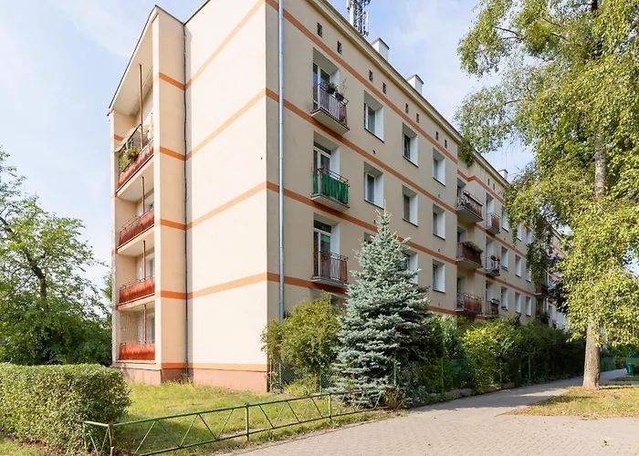 Roomy Apartment Oczapowskiego In Bielany By Noclegi Renters