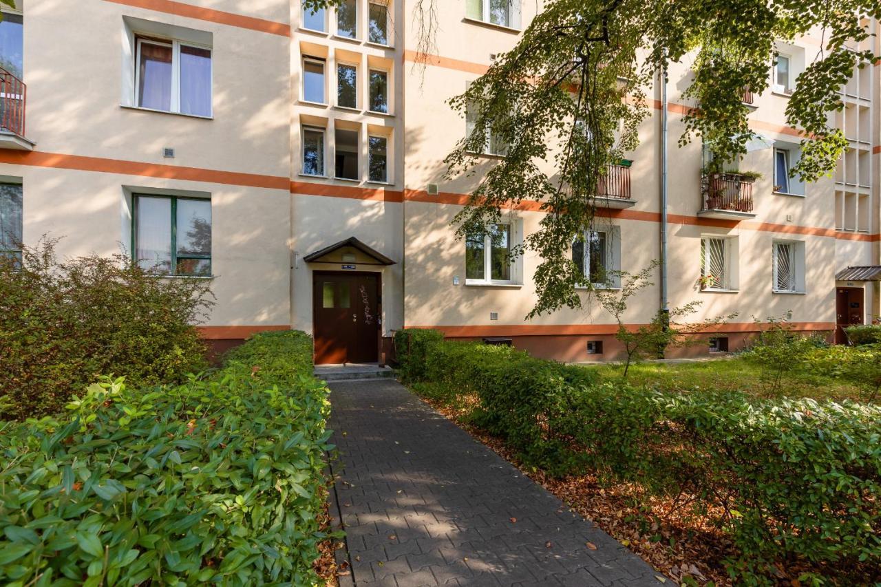 Apartment Roomy Oczapowskiego In Bielany By Renters Warschau