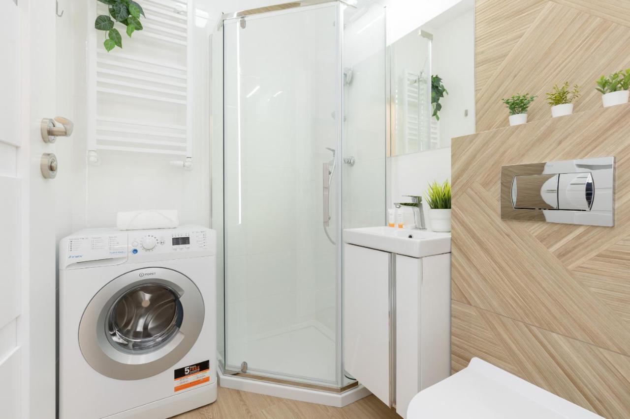 Roomy Oczapowskiego In Bielany By Renters Apartment Warschau
